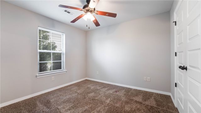 421 Capri Street, Centerton, AR 72719