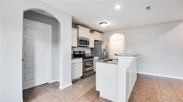 421 Capri Street, Centerton, AR 72719