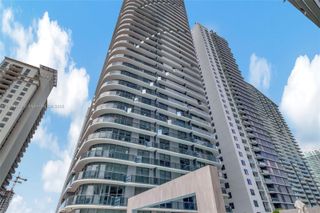 55 SW 9th St 3509, Miami, FL 33130