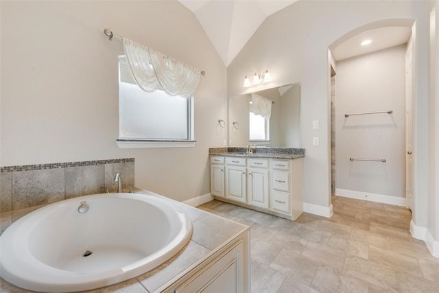 4437 Wilderness Pass, Fort Worth, TX 76262