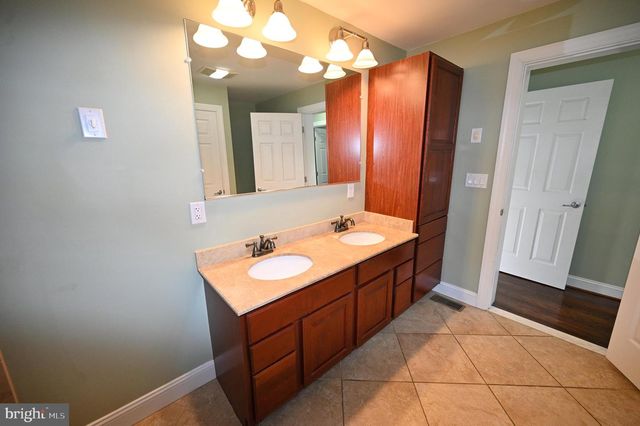 37406 RIVER SPRINGS RD, Avenue, MD 20609