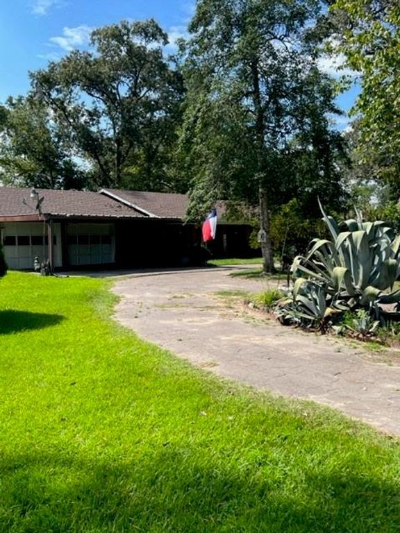 109 Pr 8776, Warren, TX 77664