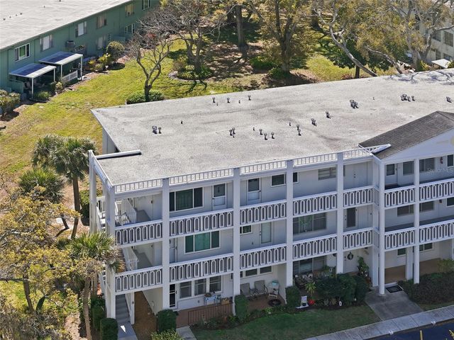 2020 WORLD PARKWAY BOULEVARD 54, Clearwater, FL 33763