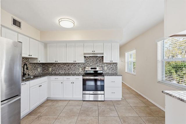 2020 WORLD PARKWAY BOULEVARD 54, Clearwater, FL 33763