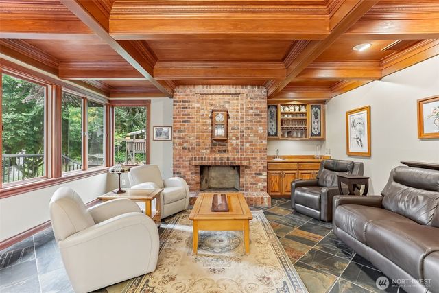 18452 NE 199th st, Woodinville, WA 98077