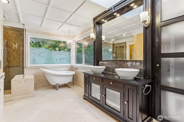 18452 NE 199th st, Woodinville, WA 98077