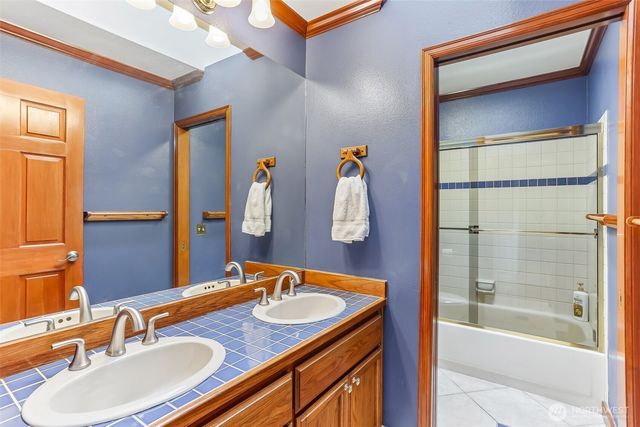 18452 NE 199th st, Woodinville, WA 98077