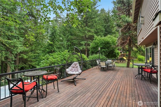 18452 NE 199th st, Woodinville, WA 98077