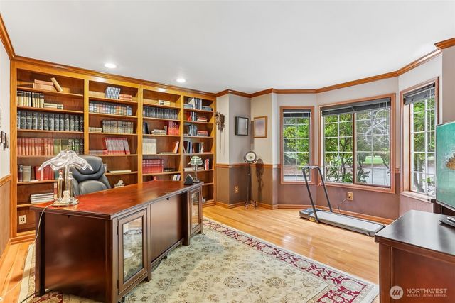18452 NE 199th st, Woodinville, WA 98077