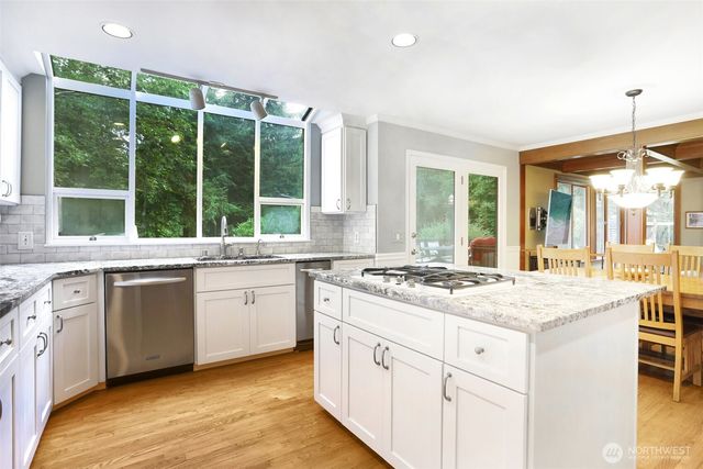 18452 NE 199th st, Woodinville, WA 98077