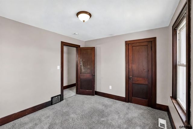 2546 4Th Avenue, Council Bluffs, IA 51501