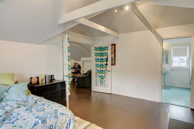 132 Eleventh Street, Providence, RI 02906