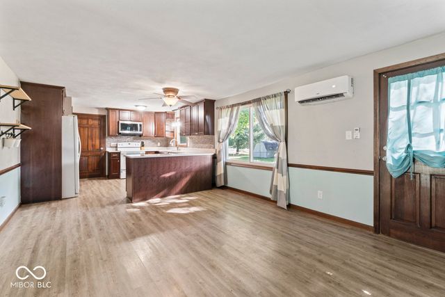 124 N Roby Drive, Anderson, IN 46012