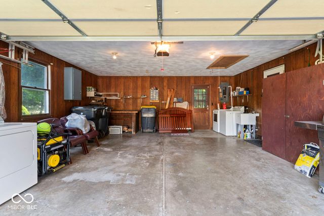124 N Roby Drive, Anderson, IN 46012