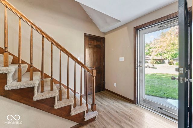 124 N Roby Drive, Anderson, IN 46012