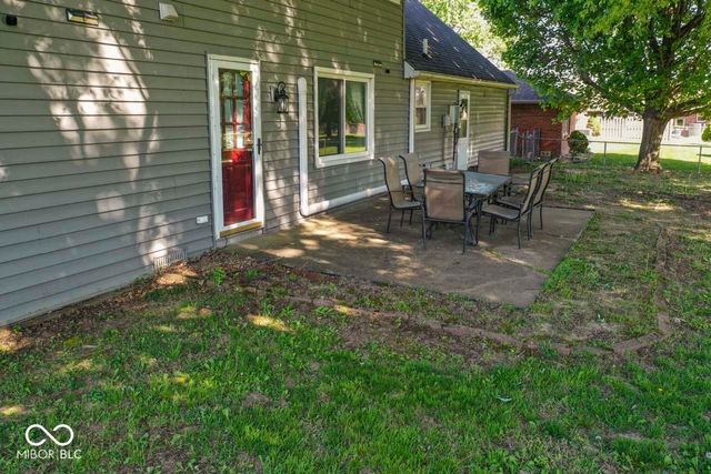 124 N Roby Drive, Anderson, IN 46012