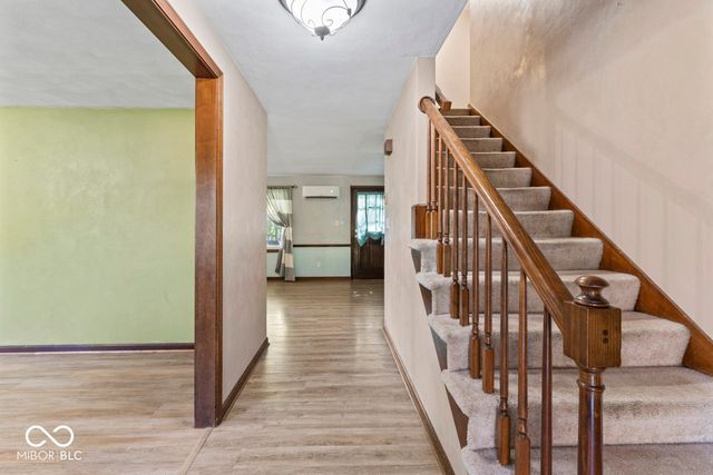 124 N Roby Drive, Anderson, IN 46012