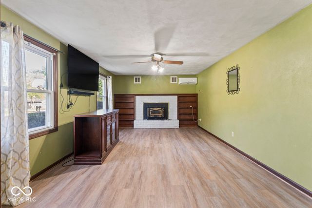 124 N Roby Drive, Anderson, IN 46012