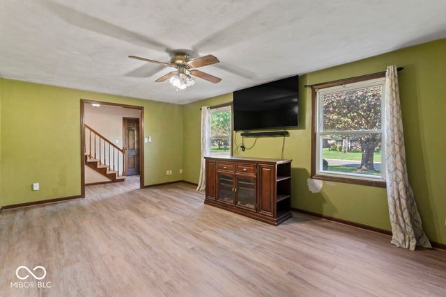 124 N Roby Drive, Anderson, IN 46012