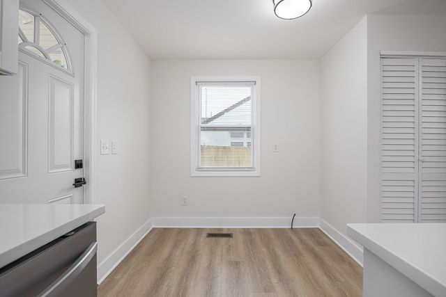 1332 Mercury Dr, Nashville, TN 37217