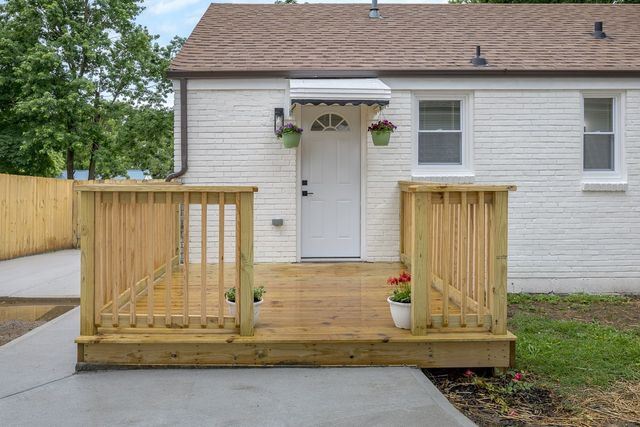 1332 Mercury Dr, Nashville, TN 37217