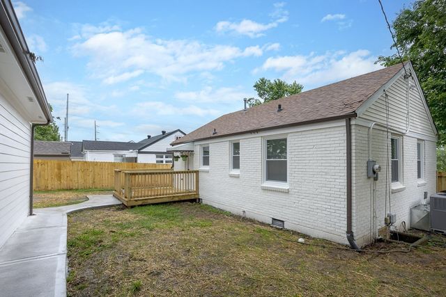 1332 Mercury Dr, Nashville, TN 37217