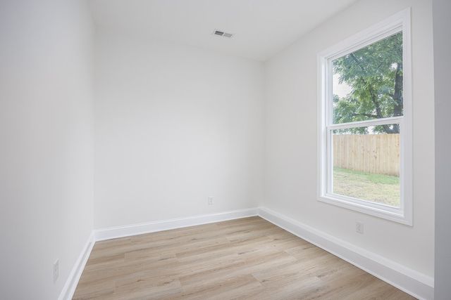 1332 Mercury Dr, Nashville, TN 37217