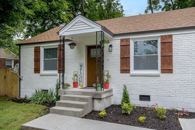 1332 Mercury Dr, Nashville, TN 37217