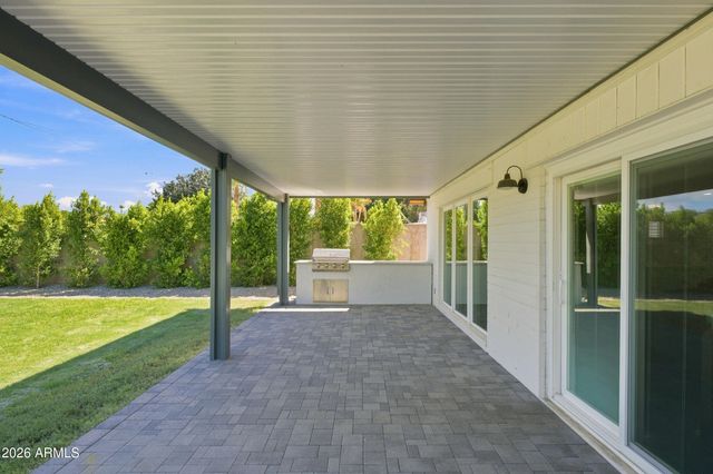 702 E DESERT PARK Lane, Phoenix, AZ 85020