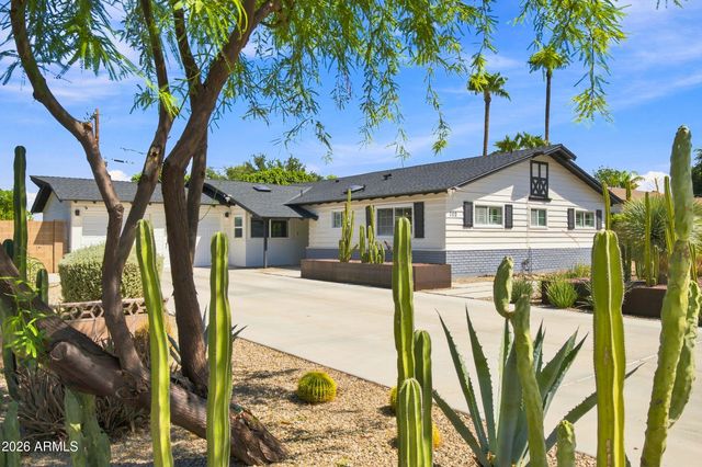702 E DESERT PARK Lane, Phoenix, AZ 85020
