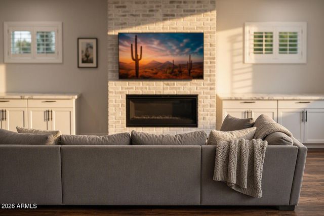 702 E DESERT PARK Lane, Phoenix, AZ 85020