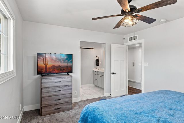 702 E DESERT PARK Lane, Phoenix, AZ 85020