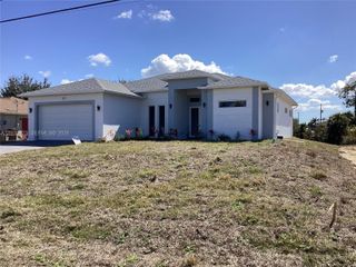 1120 NE 32nd Lane, Cape Coral, FL 33990