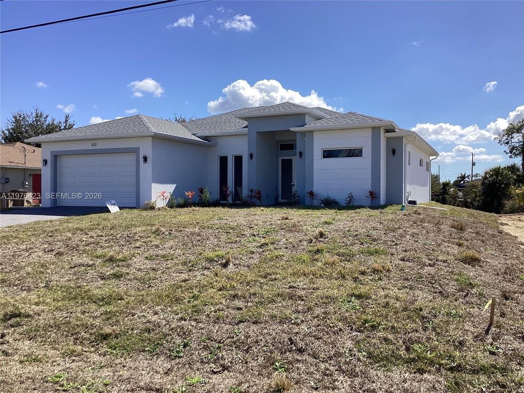 1120 NE 32nd Lane, Cape Coral, FL 33990