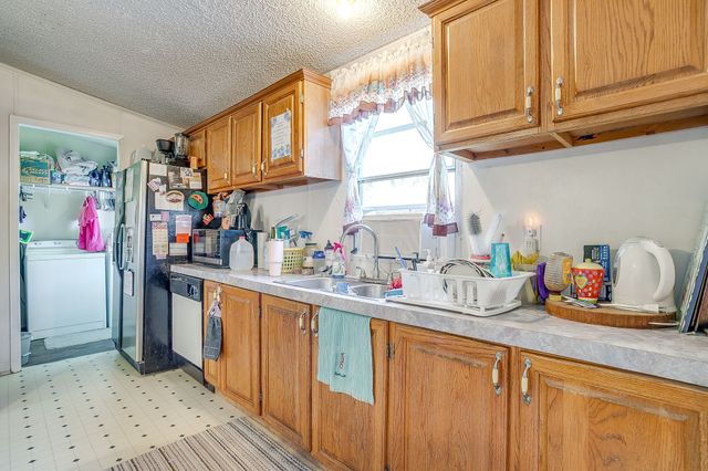127 Lelon Lane, Springtown, TX 76082