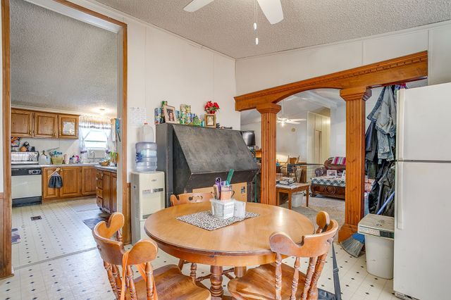 127 Lelon Lane, Springtown, TX 76082