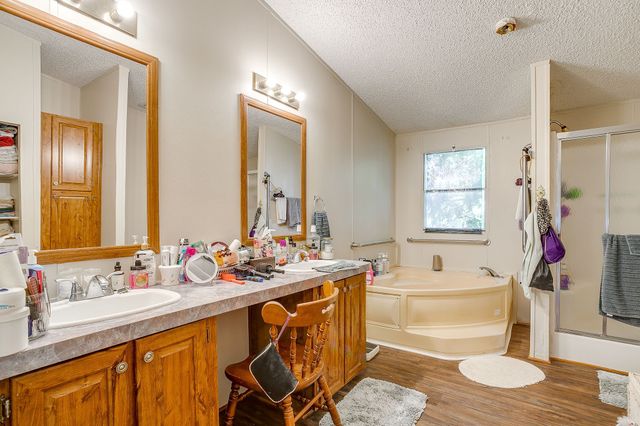 127 Lelon Lane, Springtown, TX 76082