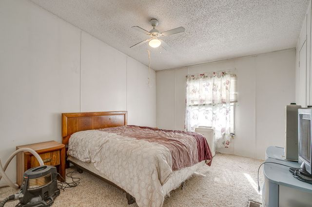 127 Lelon Lane, Springtown, TX 76082