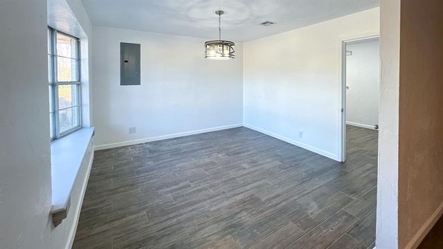13408 Thompson Road, Edmond, OK 73013