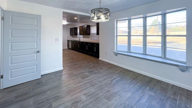 13408 Thompson Road, Edmond, OK 73013
