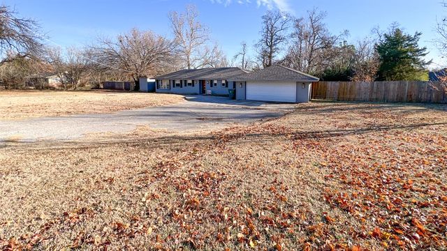 13408 Thompson Road, Edmond, OK 73013