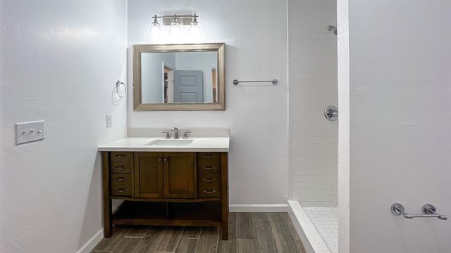 13408 Thompson Road, Edmond, OK 73013