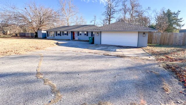 13408 Thompson Road, Edmond, OK 73013