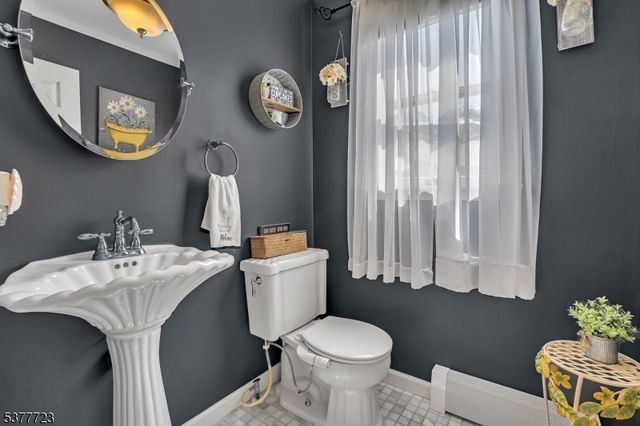 12 E Gate Dr, Vernon Twp., NJ 07418