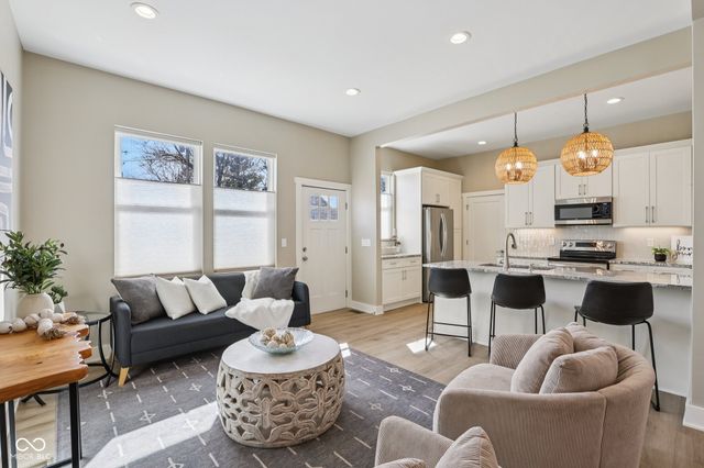 237 Kansas Street, Indianapolis, IN 46225