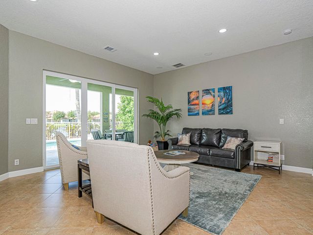 391 NW Sheffield Circle, Port St. Lucie, Port St Lucie, FL 34983