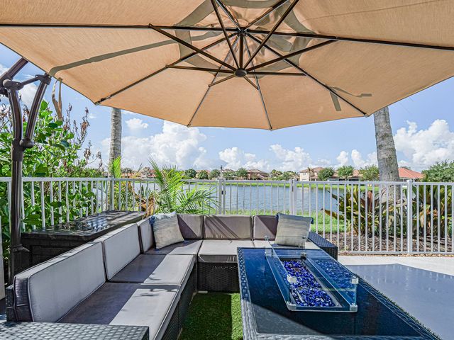 391 NW Sheffield Circle, Port St. Lucie, Port St Lucie, FL 34983