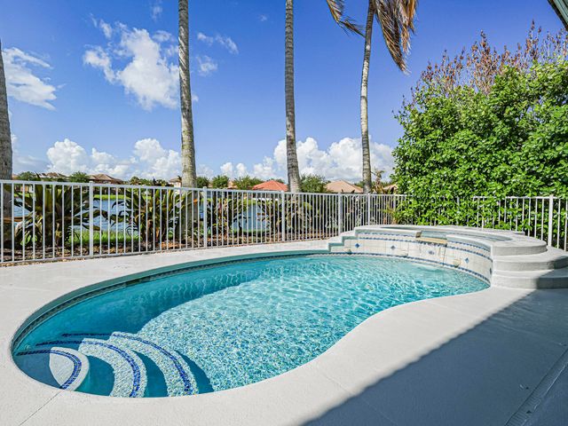 391 NW Sheffield Circle, Port St. Lucie, Port St Lucie, FL 34983