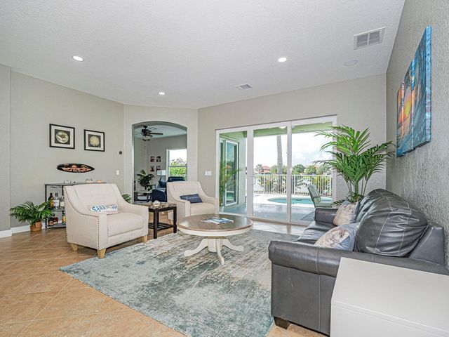 391 NW Sheffield Circle, Port St. Lucie, Port St Lucie, FL 34983