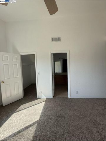 2932 Alcott Ct, Modesto, CA 95355